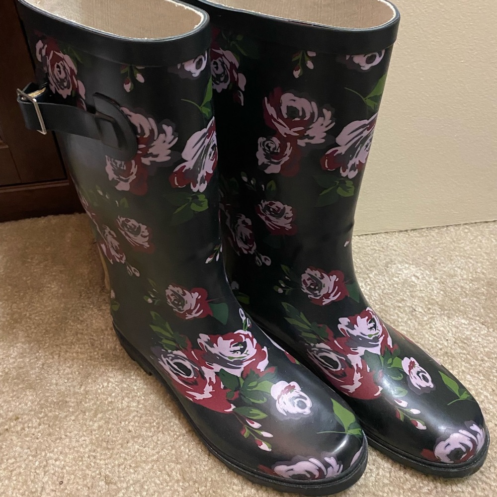 Navy Flower Rain Boots